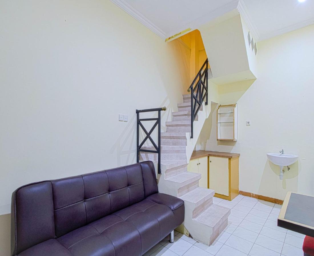 D'Talent Hotel Jogjakarta Buitenkant foto